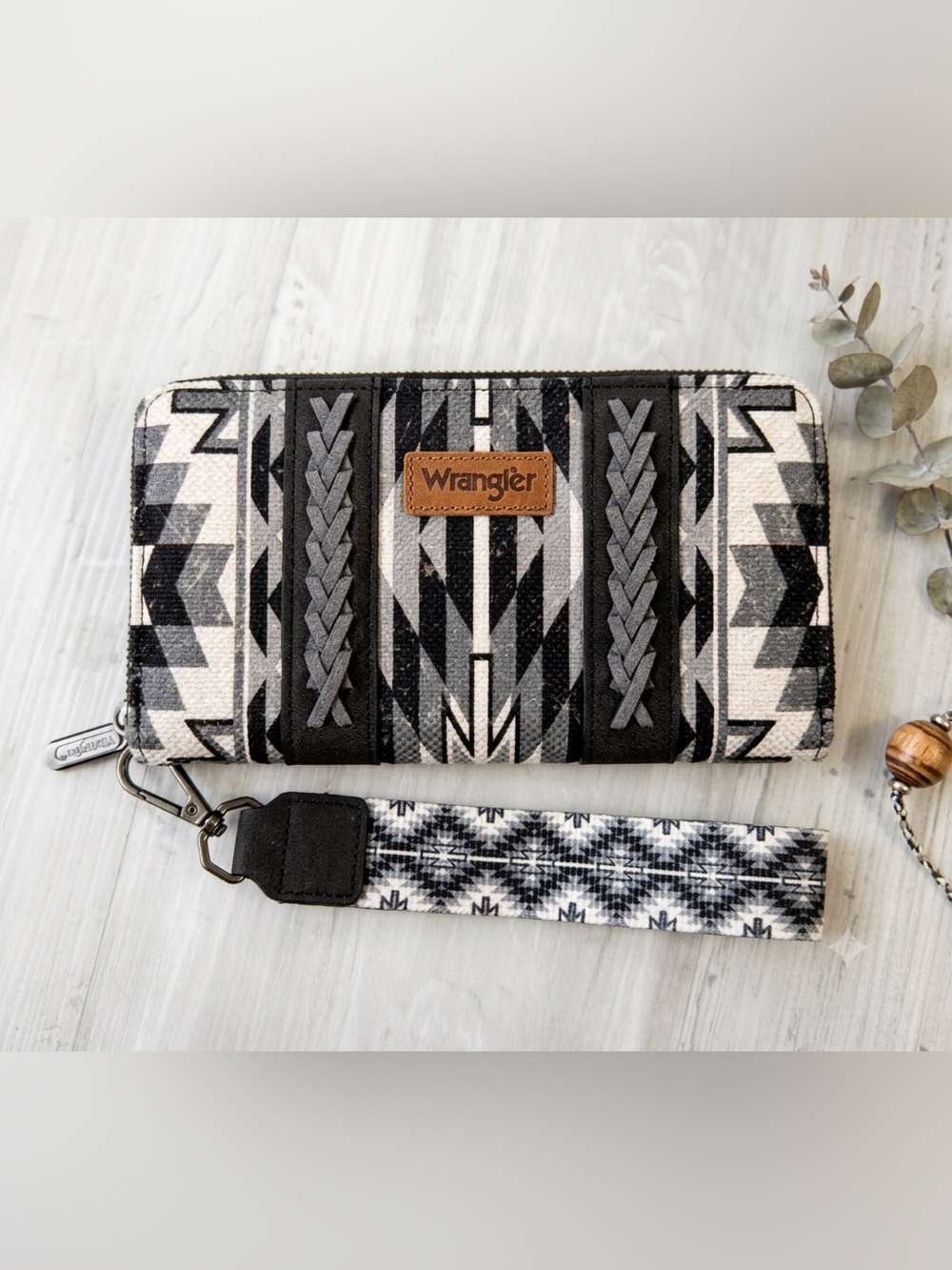Wrangler Black & Gray Aztec Patterned Wristlet Wallet with Detachable Strap